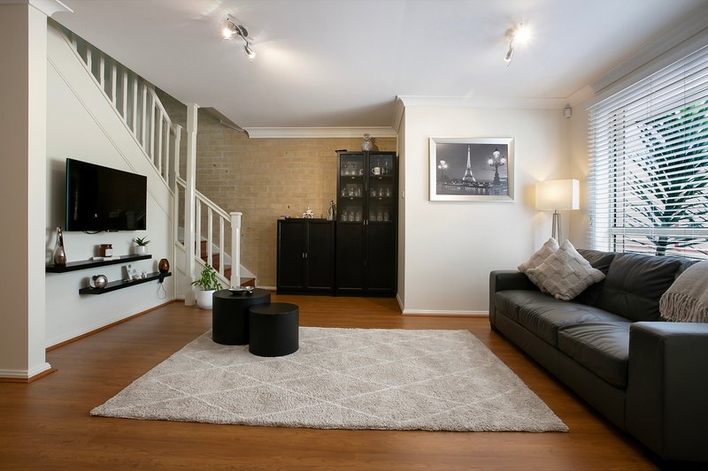 Photo - 3/63 Jones Street, Kingswood NSW 2747 - Image 3