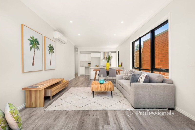 Photo - 3/63 Main Road, Clayton South VIC 3169 - Image 2