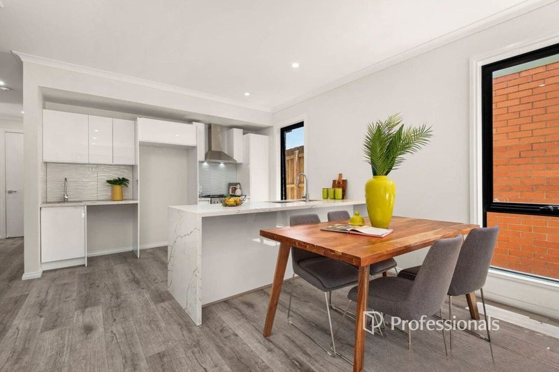 Photo - 3/63 Main Road, Clayton South VIC 3169 - Image 3