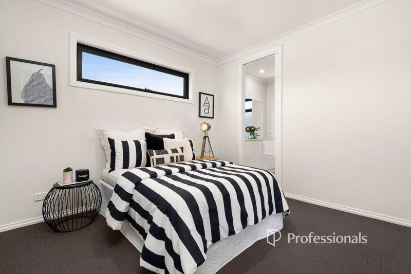 Photo - 3/63 Main Road, Clayton South VIC 3169 - Image 5