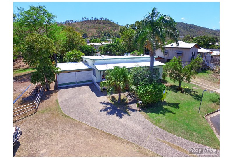 Photo - 363 Paterson Avenue, Koongal QLD 4701 - Image 2