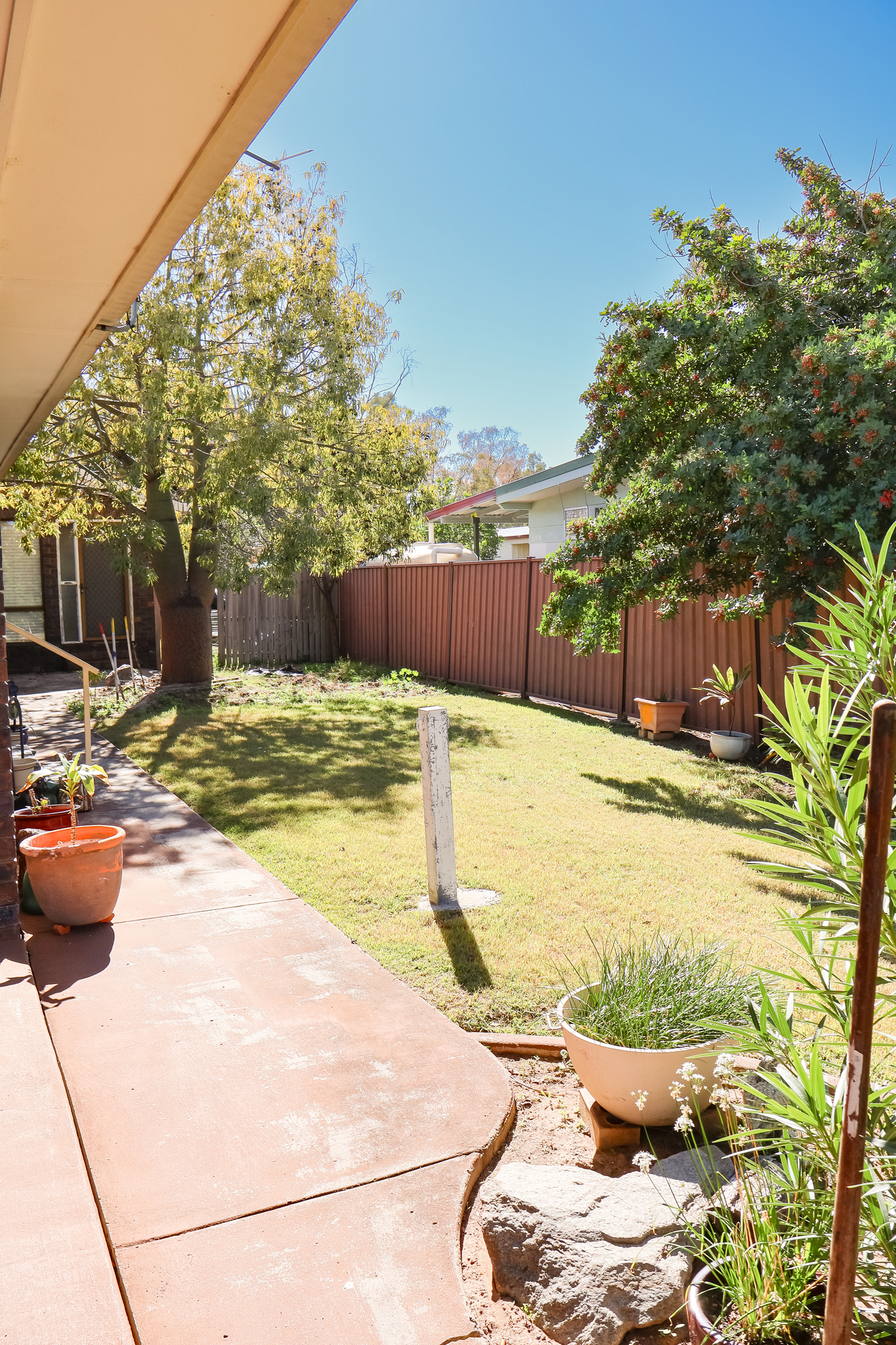 3-bedroom unit at 3/63 Raglan Street, Roma, QLD 4455, Maranoa, Queensland