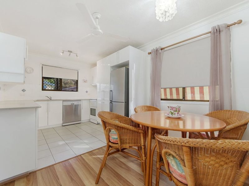 Photo - 36/3 Township Drive, Burleigh Heads QLD 4220 - Image 5