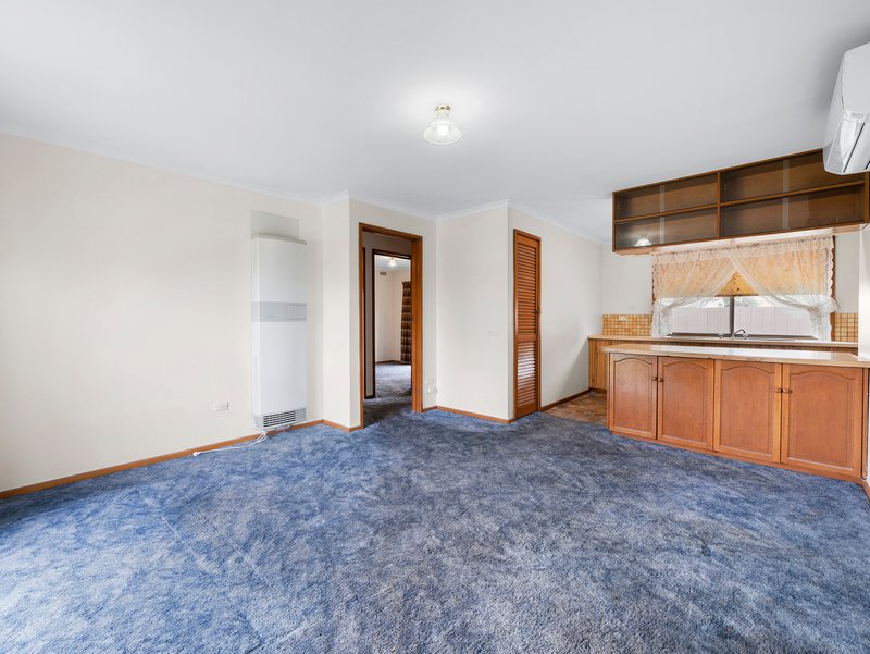 Photo - 3/64 Benalla Street, Benalla VIC 3672 - Image 7