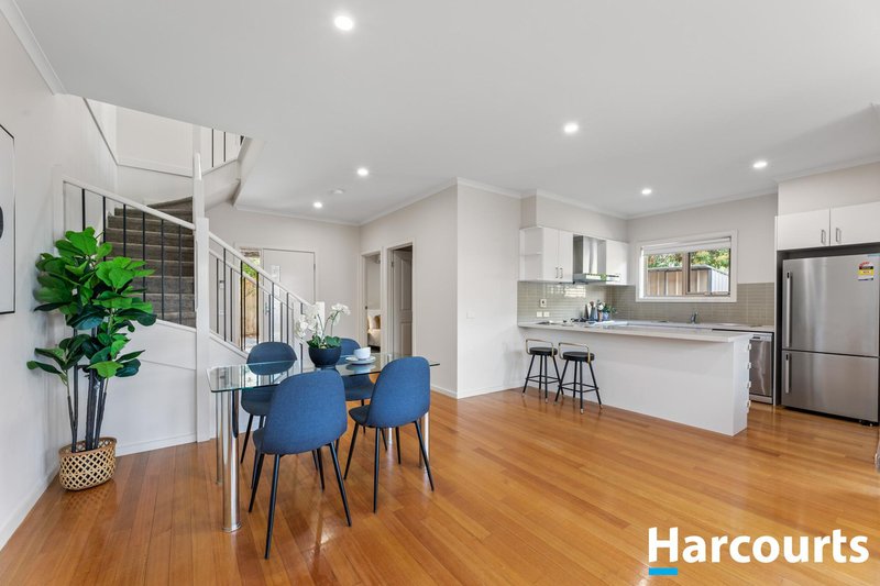 Photo - 3/64 Carween Avenue, Mitcham VIC 3132 - Image 6