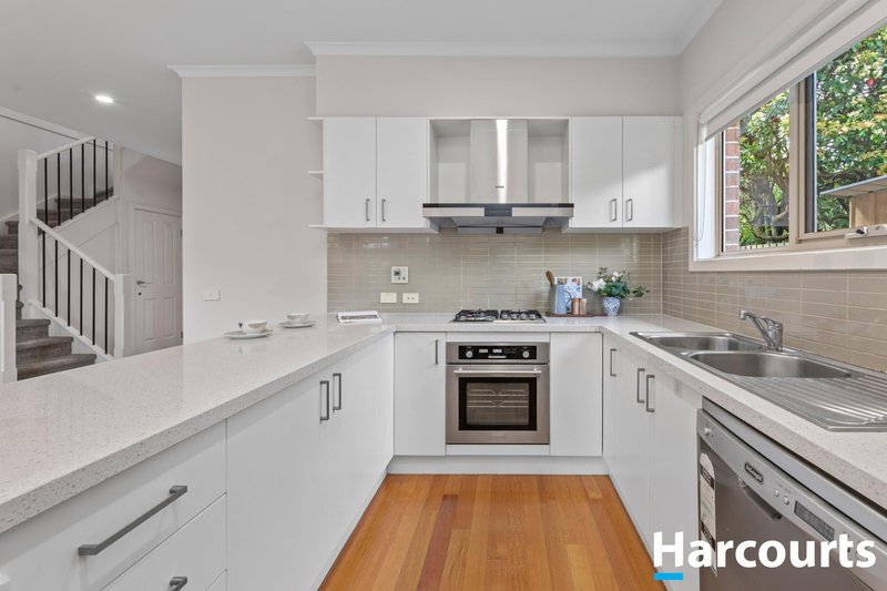 Photo - 3/64 Carween Avenue, Mitcham VIC 3132 - Image 8