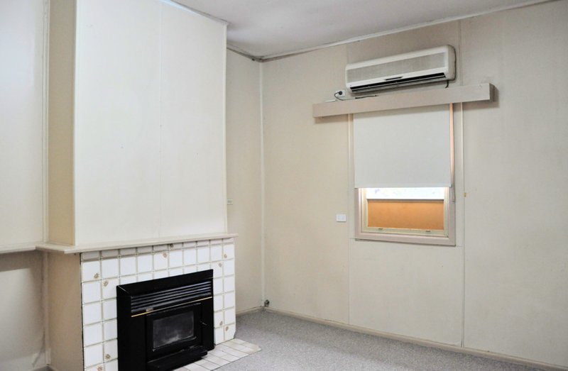 Photo - 364 Morris Street, Deniliquin NSW 2710 - Image 4