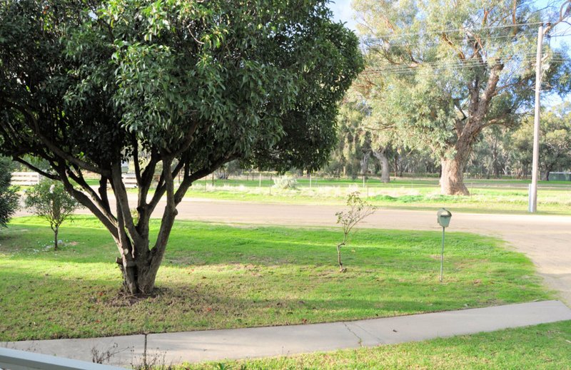 Photo - 364 Morris Street, Deniliquin NSW 2710 - Image 6