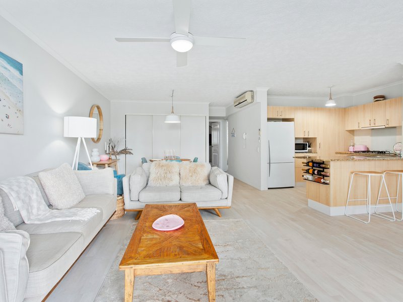 Photo - 36/4 Park Avenue, Burleigh Heads QLD 4220 - Image 6