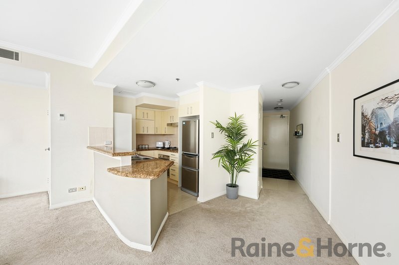 Photo - 364/298 Sussex Street, Sydney NSW 2000 - Image 2