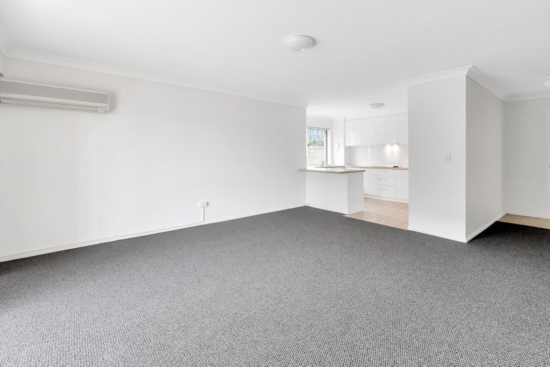 Photo - 3/65 Bayview Street, Runaway Bay QLD 4216 - Image 5