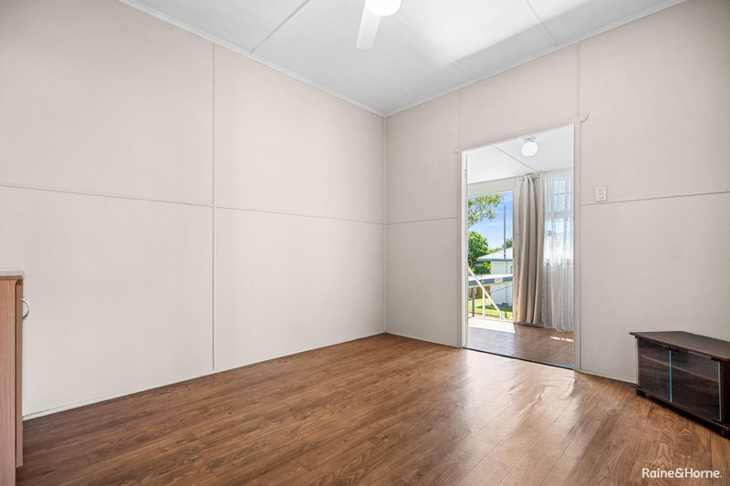 Photo - 365 Esplanade , Scarness QLD 4655 - Image 4