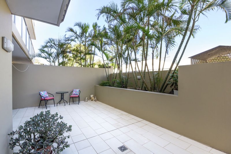 Photo - 3/65 Landsborough Avenue, Scarborough QLD 4020 - Image 9