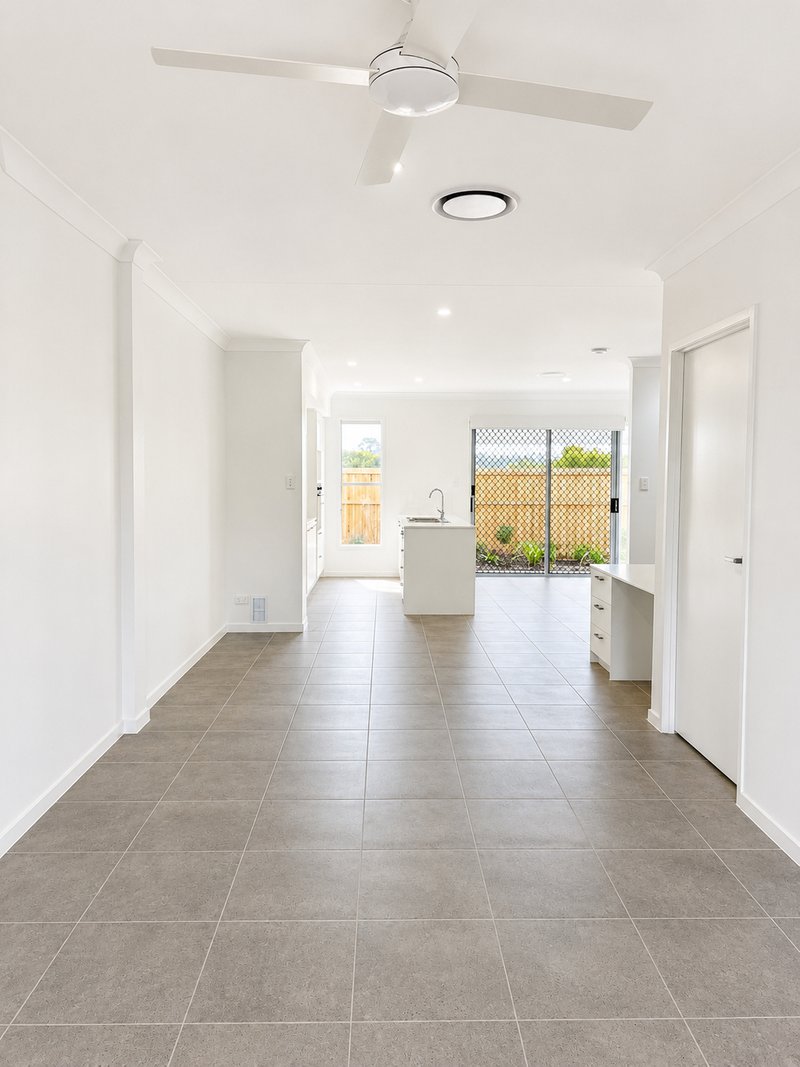 Photo - 36/5 Royal Street, Kallangur QLD 4503 - Image 2