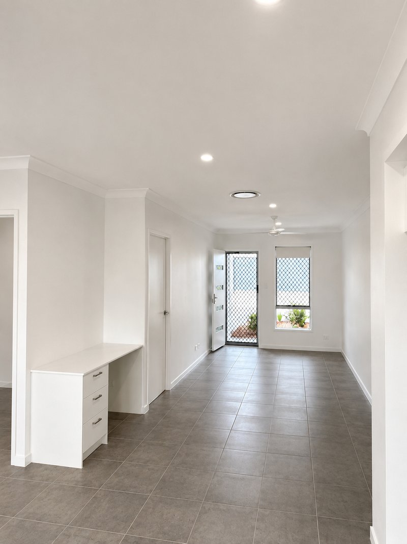 Photo - 36/5 Royal Street, Kallangur QLD 4503 - Image 3
