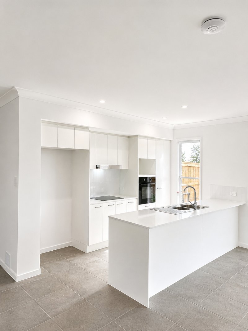 Photo - 36/5 Royal Street, Kallangur QLD 4503 - Image 4
