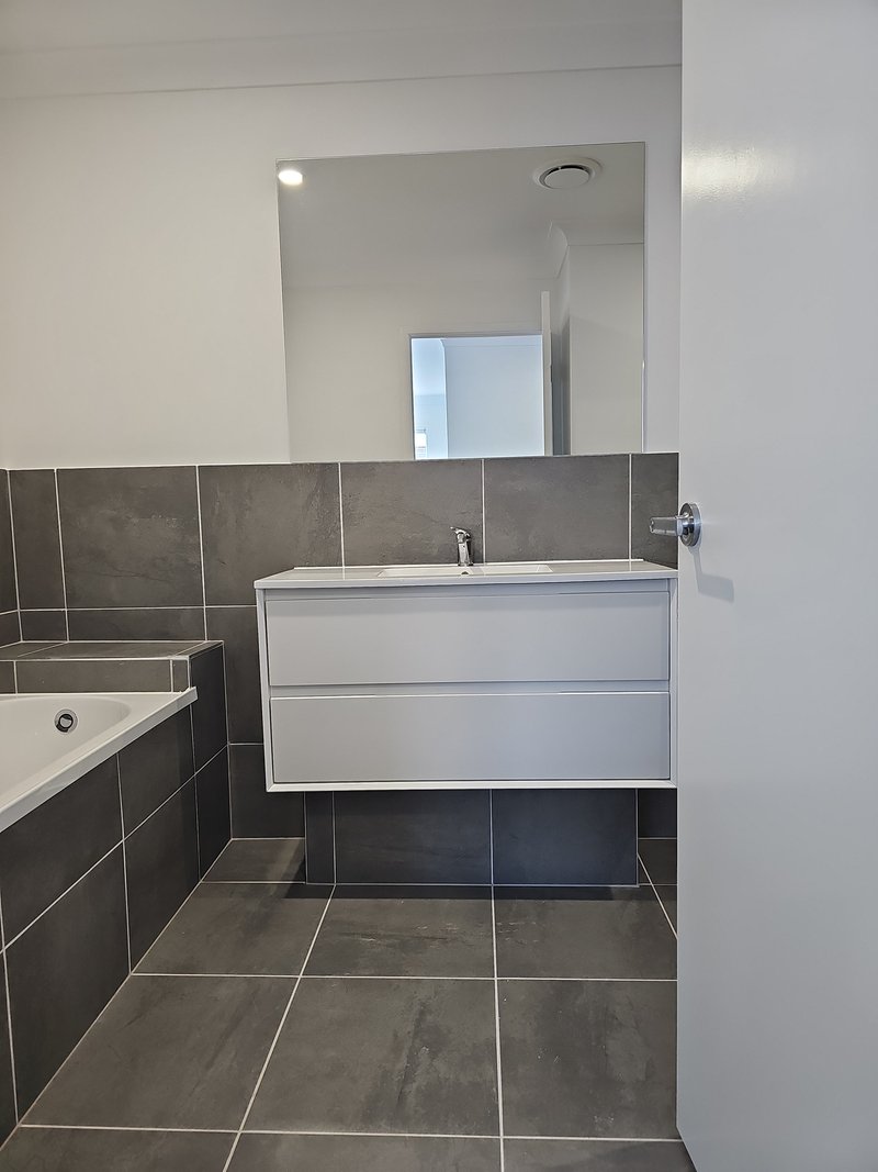 Photo - 36/5 Royal Street, Kallangur QLD 4503 - Image 12