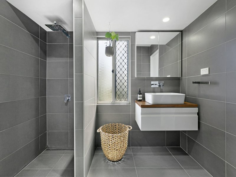 Photo - 36/51 Cottesloe Drive, Robina QLD 4226 - Image 10