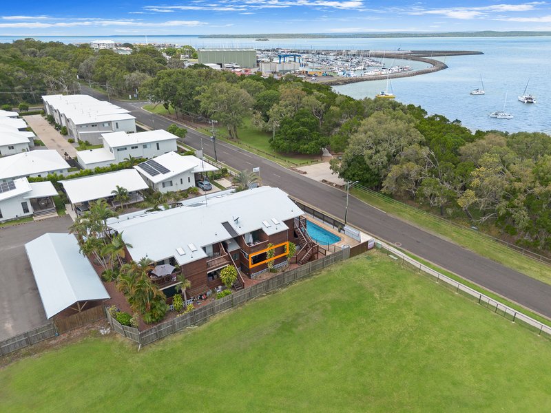 3/651 Esplanade , Urangan QLD 4655