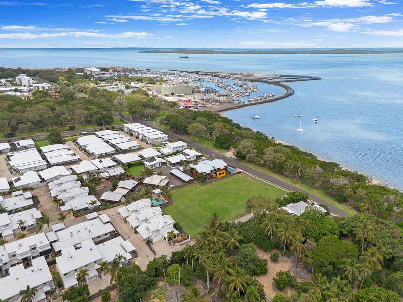 Photo - 3/651 Esplanade , Urangan QLD 4655 - Image 10