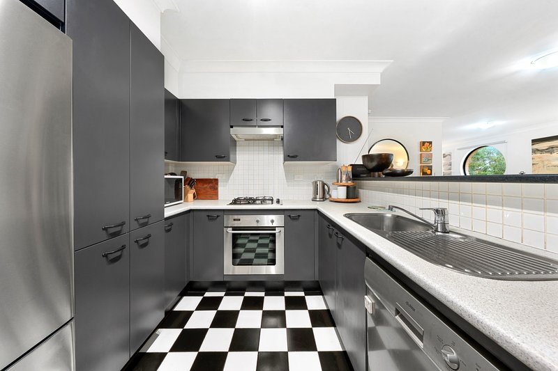 Photo - 36/552-554 Pacific Highway, Chatswood NSW 2067 - Image 4
