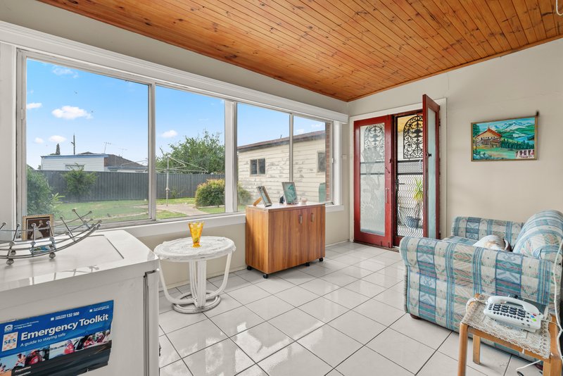 Photo - 366 Ballarat Road, Sunshine North VIC 3020 - Image 4