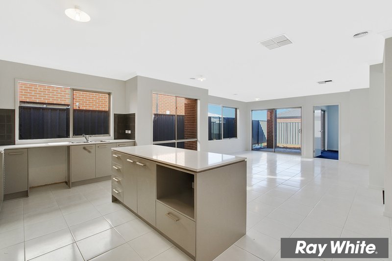 Photo - 366 Bethany Road, Tarneit VIC 3029 - Image 9