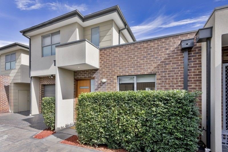 Photo - 3/66 Everard Street, Glenroy VIC 3046 - Image 1