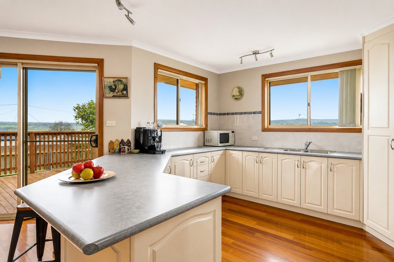 Photo - 3/66 West Goderich Street, Deloraine TAS 7304 - Image 3