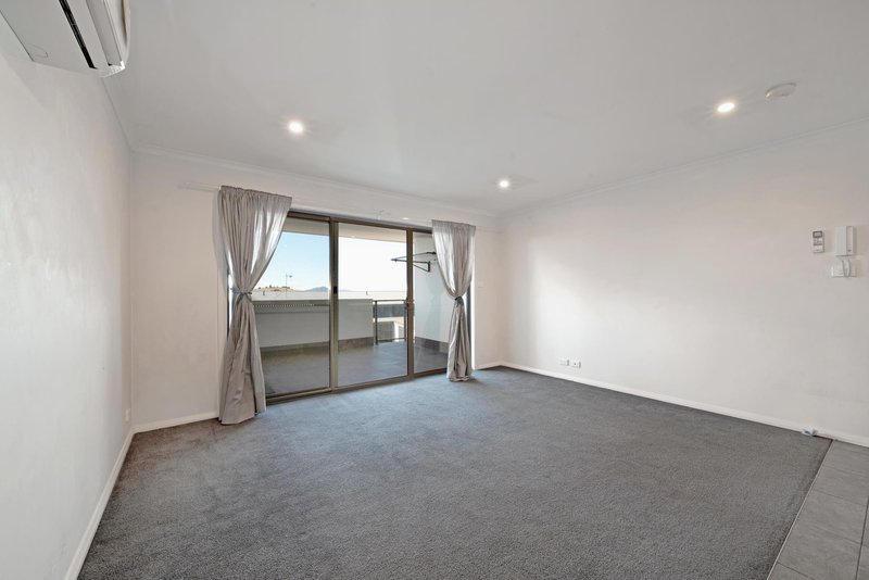 Photo - 36/60 John Gorton Drive, Coombs ACT 2611 - Image 8