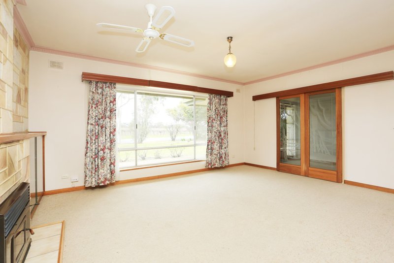 Photo - 367 Diagonal Road, Angaston SA 5353 - Image 6