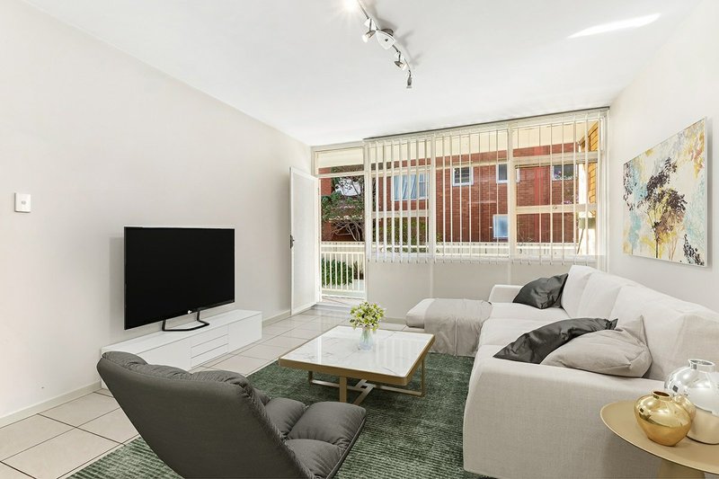 Photo - 3/67 Kings Road, Brighton-Le-Sands NSW 2216 - Image 2