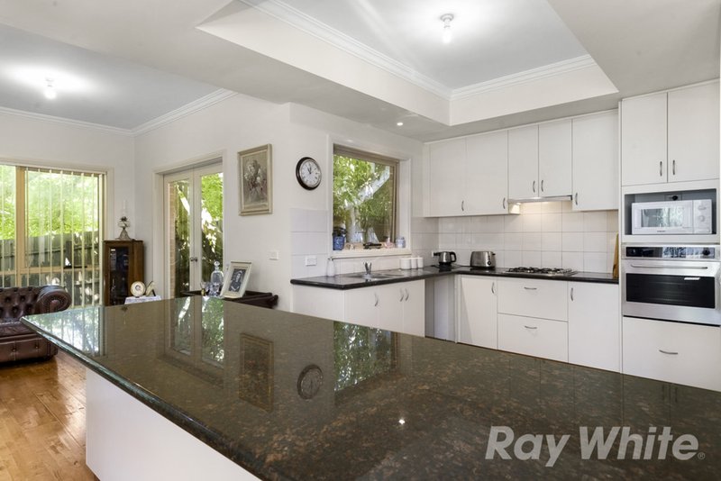 Photo - 3/67 Madeline Street, Glen Waverley VIC 3150 - Image 2