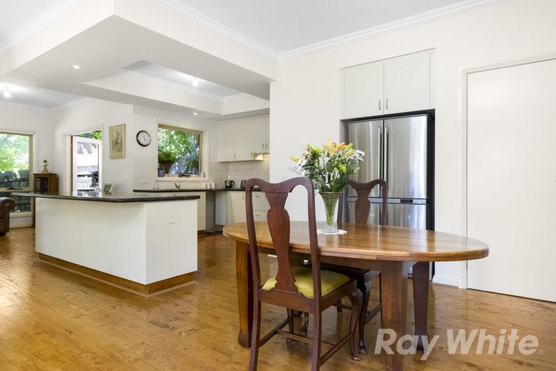 Photo - 3/67 Madeline Street, Glen Waverley VIC 3150 - Image 3