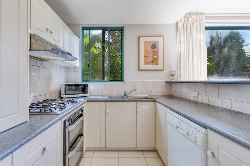Photo - 3/67 Oxlade Drive, New Farm QLD 4005 - Image 5