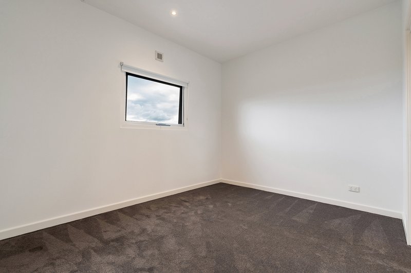 Photo - 36/777 Bell Street, Preston VIC 3072 - Image 3