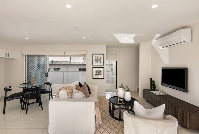 Photo - 3/679 Wynnum Road, Morningside QLD 4170 - Image 4