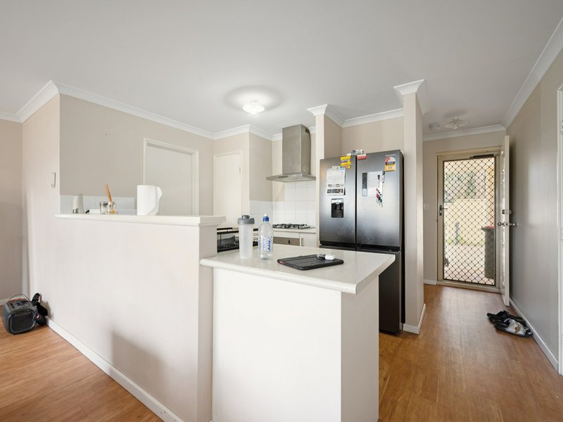 Photo - 367C Railway Avenue, Armadale WA 6112 - Image 4