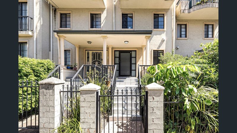 Photo - 3/68-72 Woniora Road, Hurstville NSW 2220 - Image 1