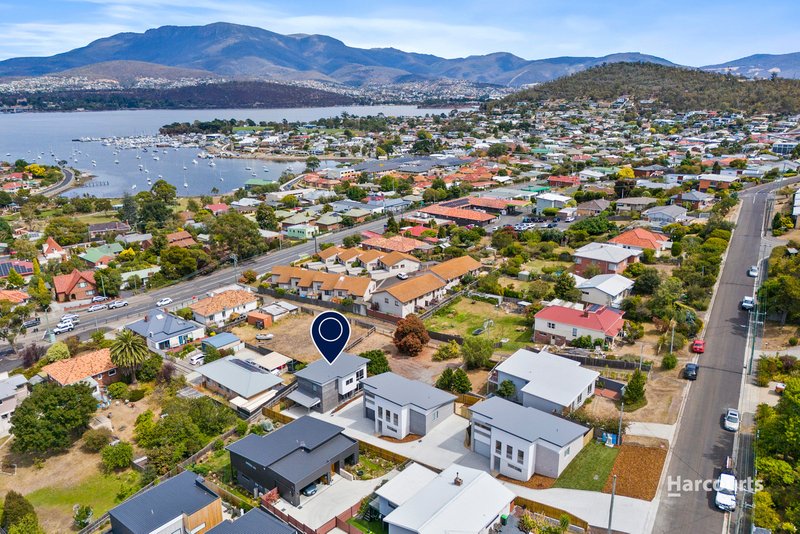 Photo - 3/68 Malunna Road, Lindisfarne TAS 7015 - Image 14