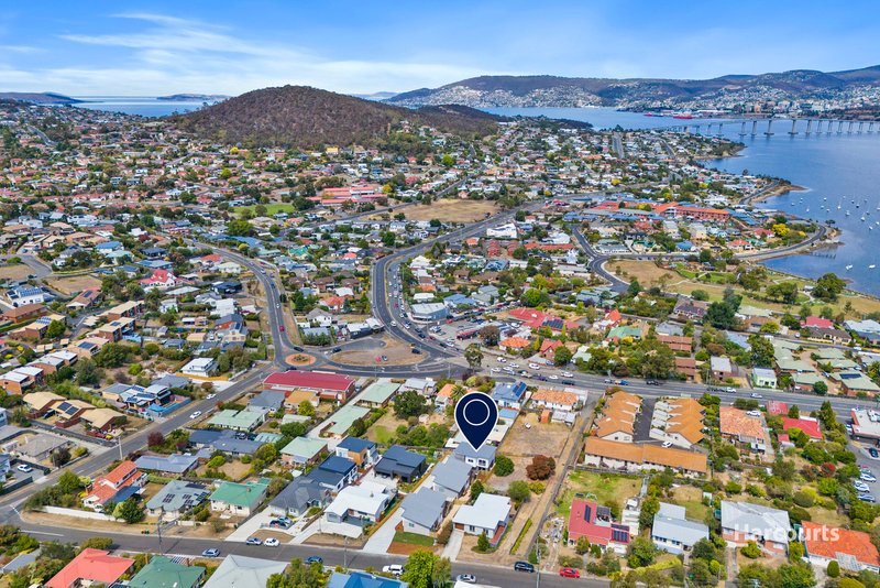 Photo - 3/68 Malunna Road, Lindisfarne TAS 7015 - Image 15