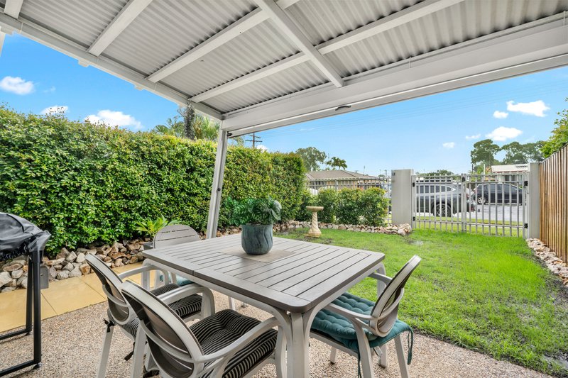 Photo - 3/68 Pulgul Street, Urangan QLD 4655 - Image 3