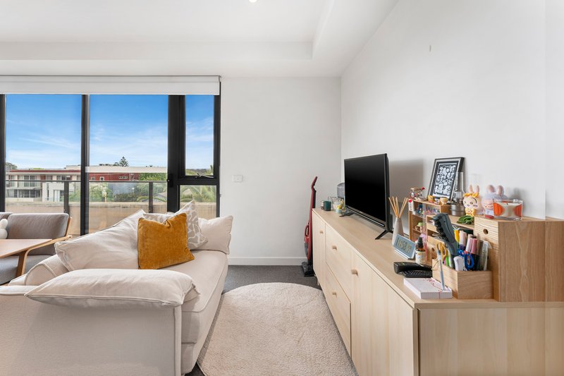 Photo - 36/872 Doncaster Road, Doncaster East VIC 3109 - Image 3