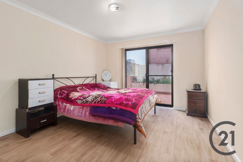 Photo - 3/69 Bathurst Street, Liverpool NSW 2170 - Image 5