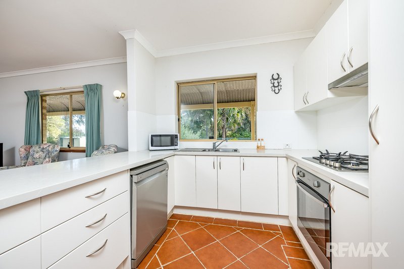 Photo - 369 King Drive, Woodridge WA 6041 - Image 9