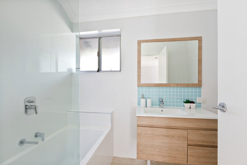 Photo - 3/69 Lynwood Avenue, Dee Why NSW 2099 - Image 5