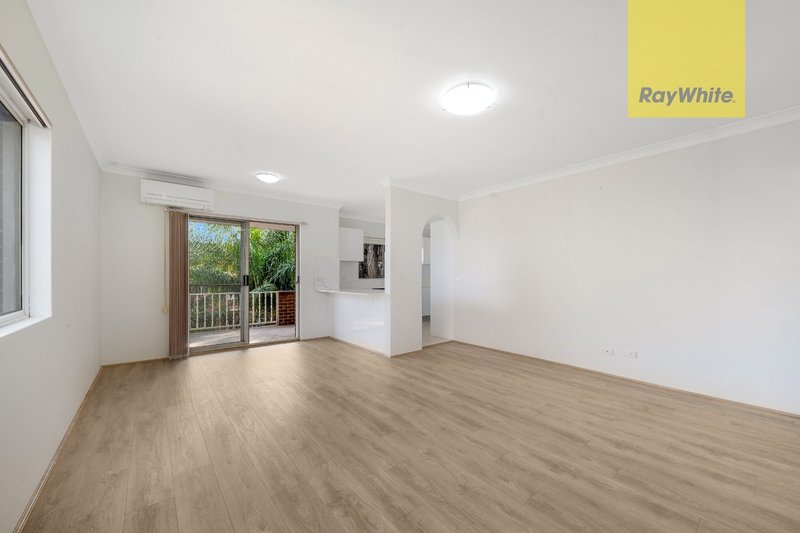 Photo - 3/69 Marsden Street, Parramatta NSW 2150 - Image 2