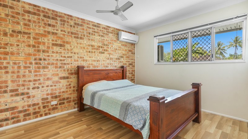 Photo - 3/69 Pease Street, Manoora QLD 4870 - Image 4