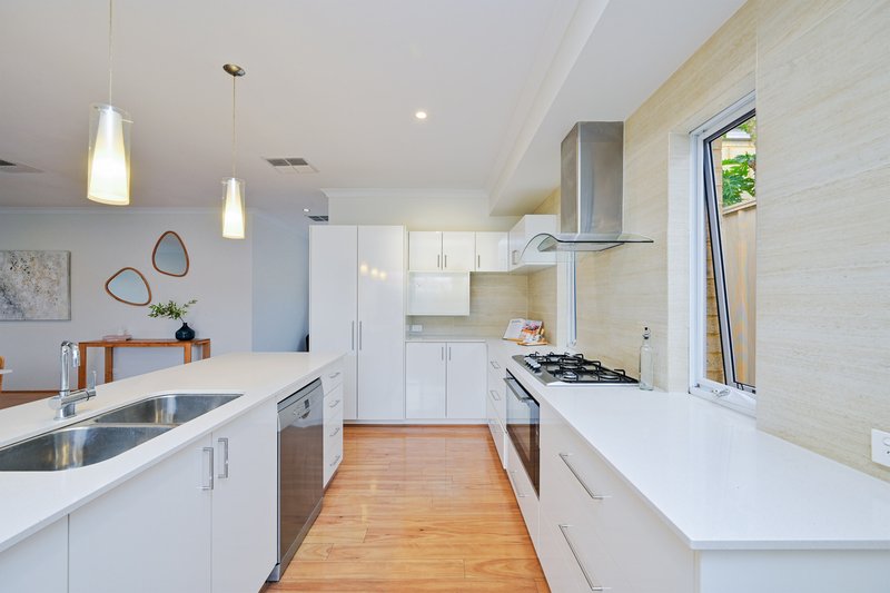 Photo - 36a Balga Avenue, Balga WA 6061 - Image 16