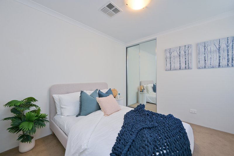Photo - 36a Balga Avenue, Balga WA 6061 - Image 25